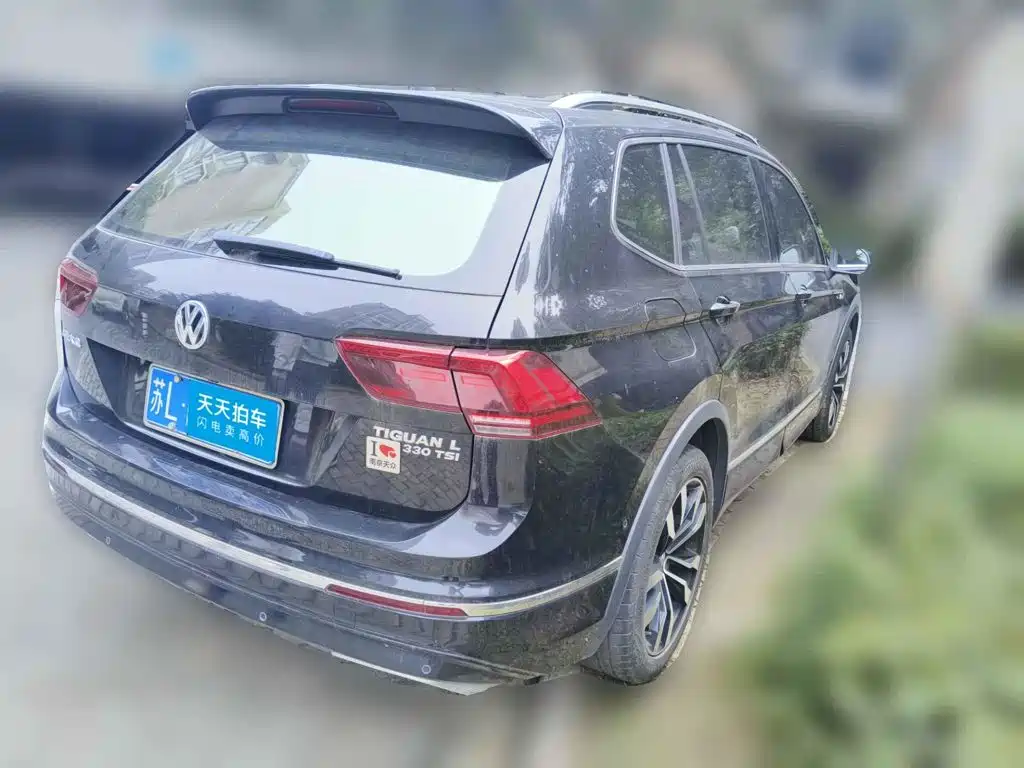 Фото 2 - Volkswagen Tiguan L