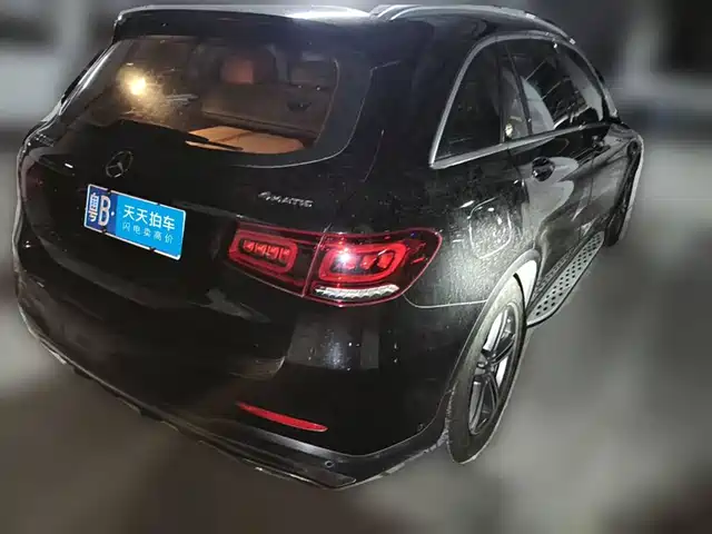 Mercedes-Benz GLC 2020 GLC 260 L 4MATIC Luxury — фото 2