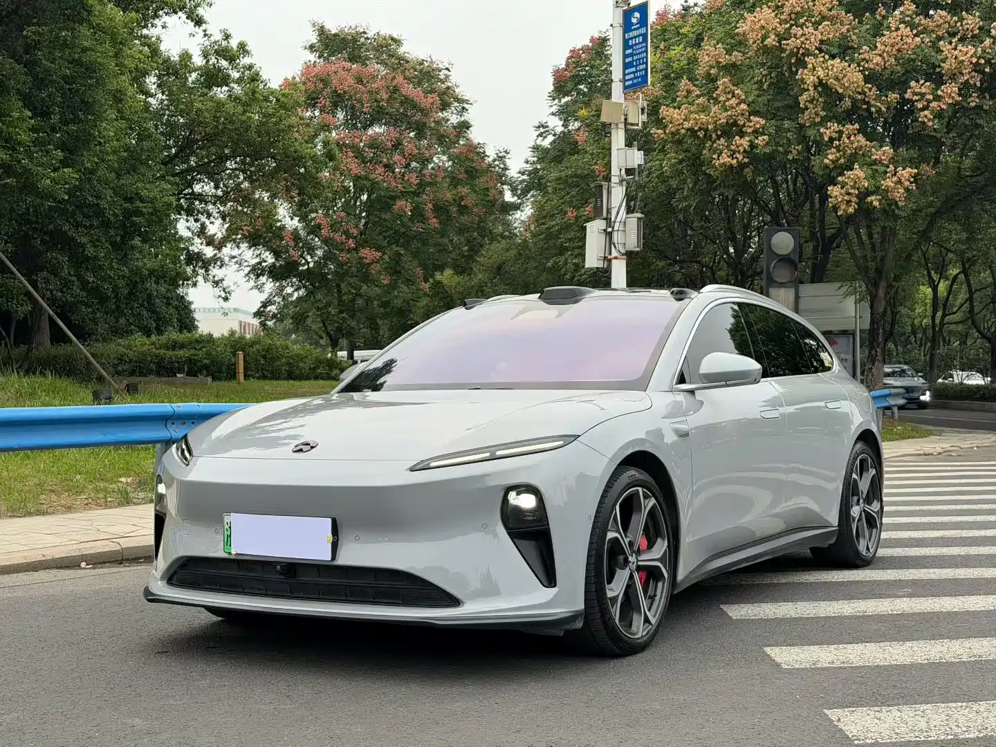 Фото 1 - NIO ET5T