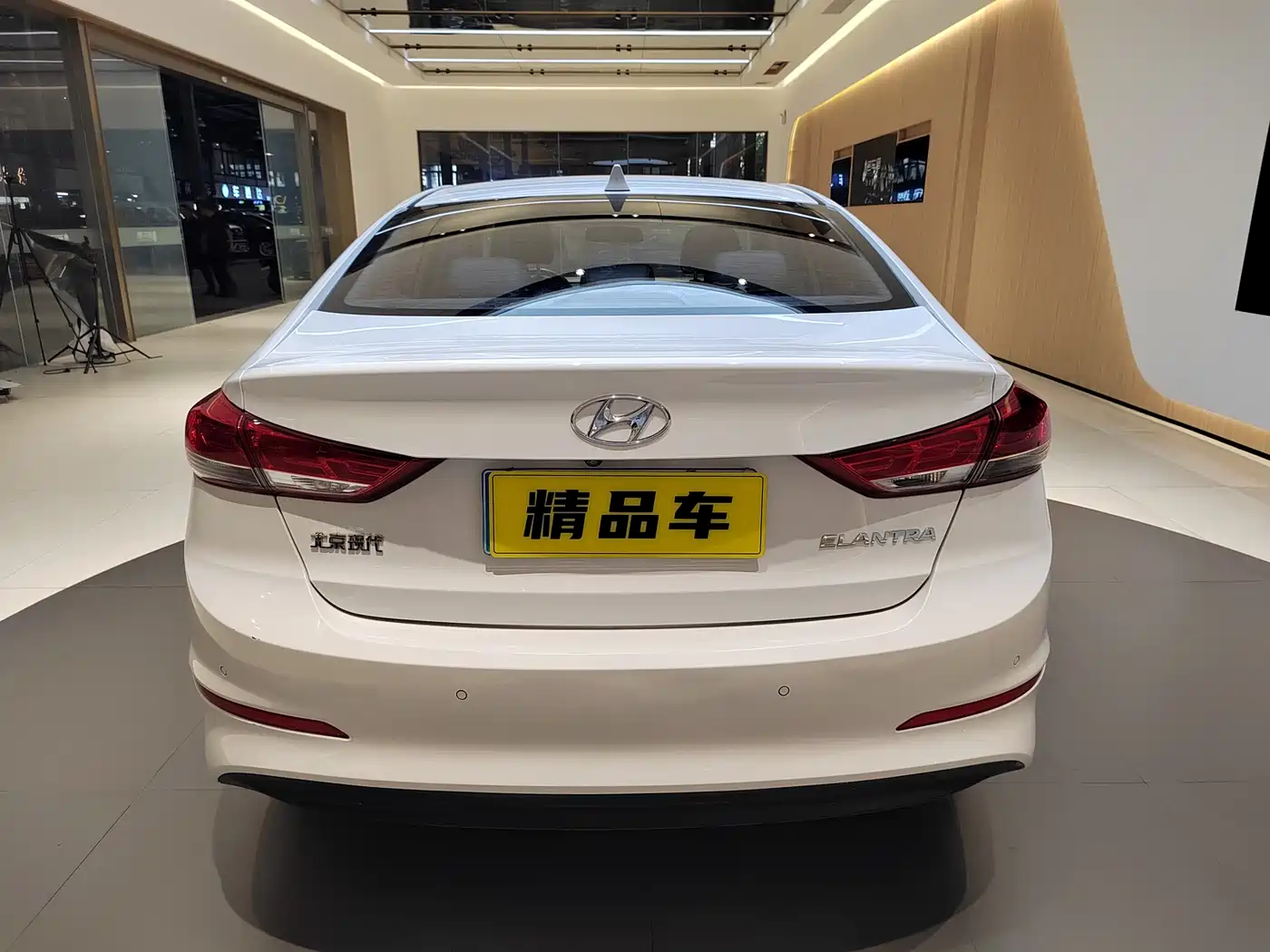 Hyundai Elantra 2020 1.5L CVT Smart Style·Elite фото 5