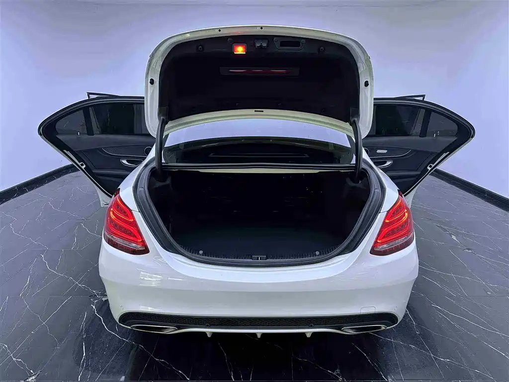 Mercedes-Benz C-Class 2017 C 200 L Sport фото 7