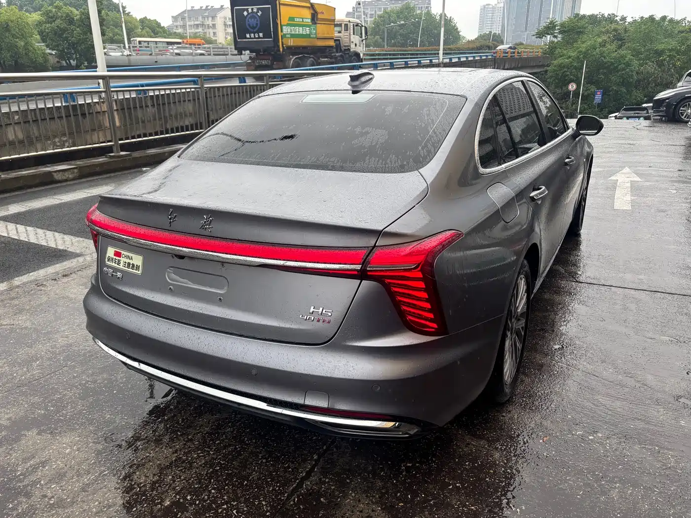 Hongqi H5 2023 2.0T Auto Smart Connect Flag Comfort фото 7