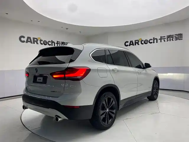 BMW X1 2021 sDrive20Li Fashion — фото 5