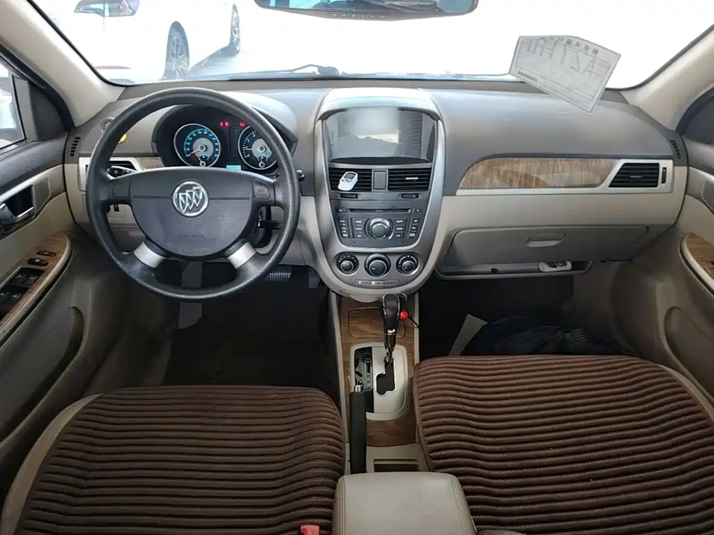 Фото 10 - Buick Excelle