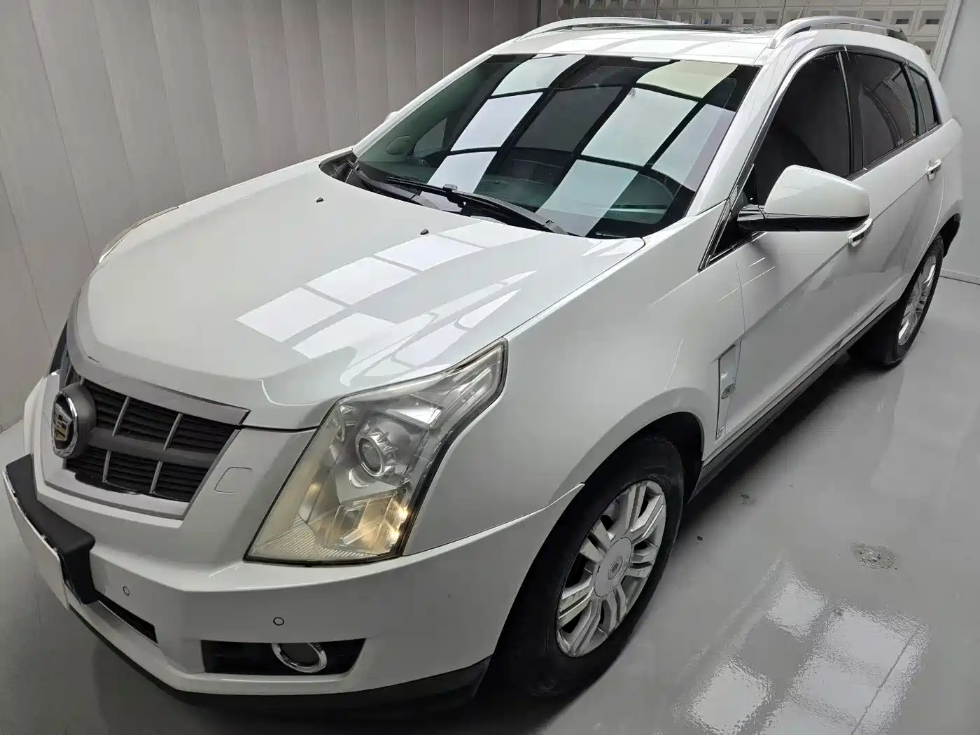 Cadillac SRX 2012 3.0L Luxury Model