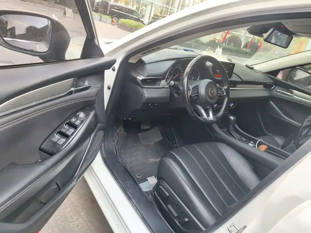 Photo 17 - Mazda Atenza