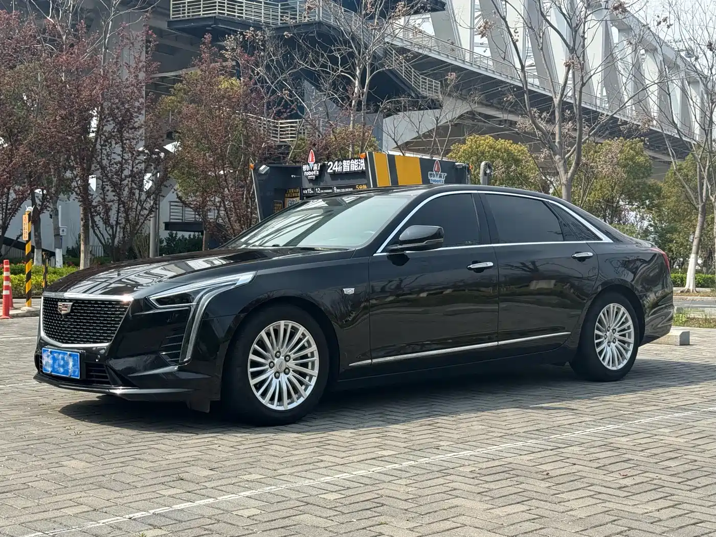 CADILLAC CT6