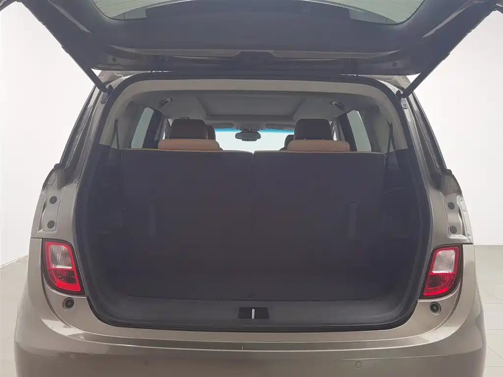 Buick GL6 2021 323T Mild Hybrid Connected Premium Trim фото 16