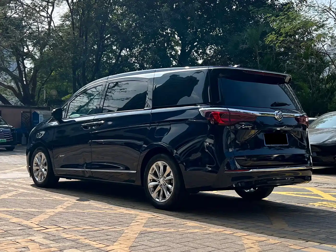 Buick GL8 2021 Avenir Aivia 4-Seater Prestige Edition фото 24