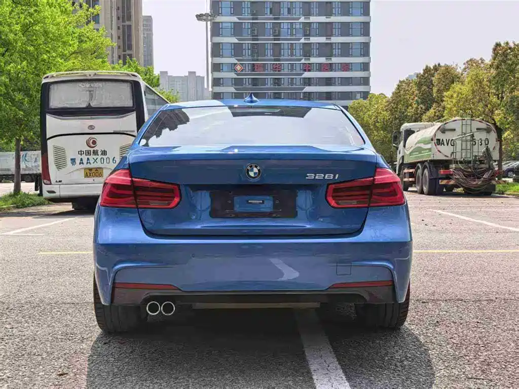 BMW 3 Series 2016 328i M Sport фото 28
