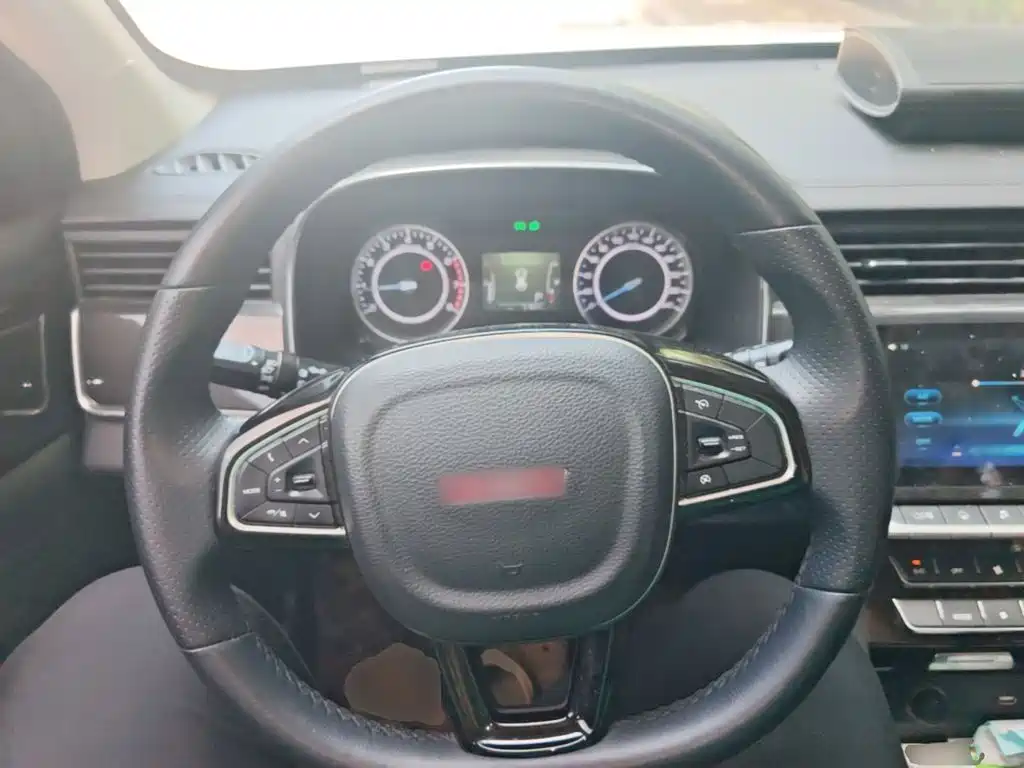 Sinotruk VGV VGV U70 2020 2020 Model 1.5T Auto Smart Elite 7-Seater
