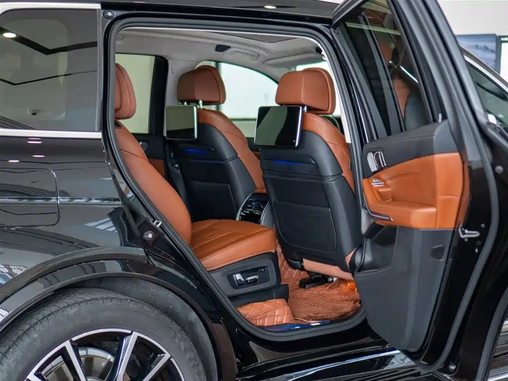 BMW X7 2022 xDrive40i Executive M Sport Package фото 18