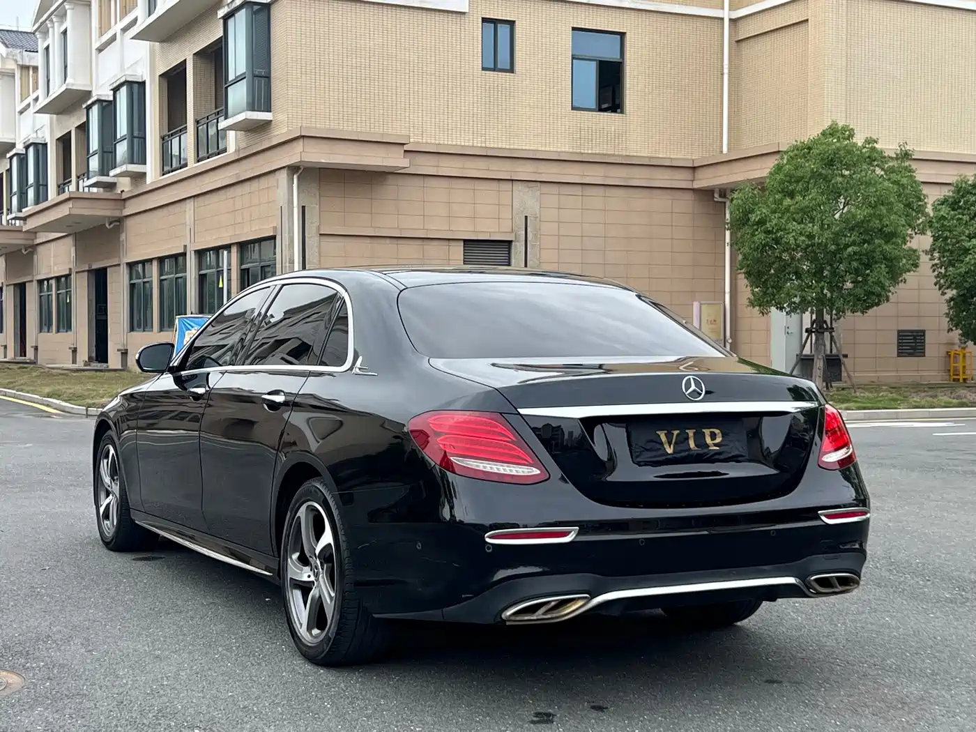 Mercedes-Benz E-Class 2019 Facelift E 300 L Sport Fashion фото 9
