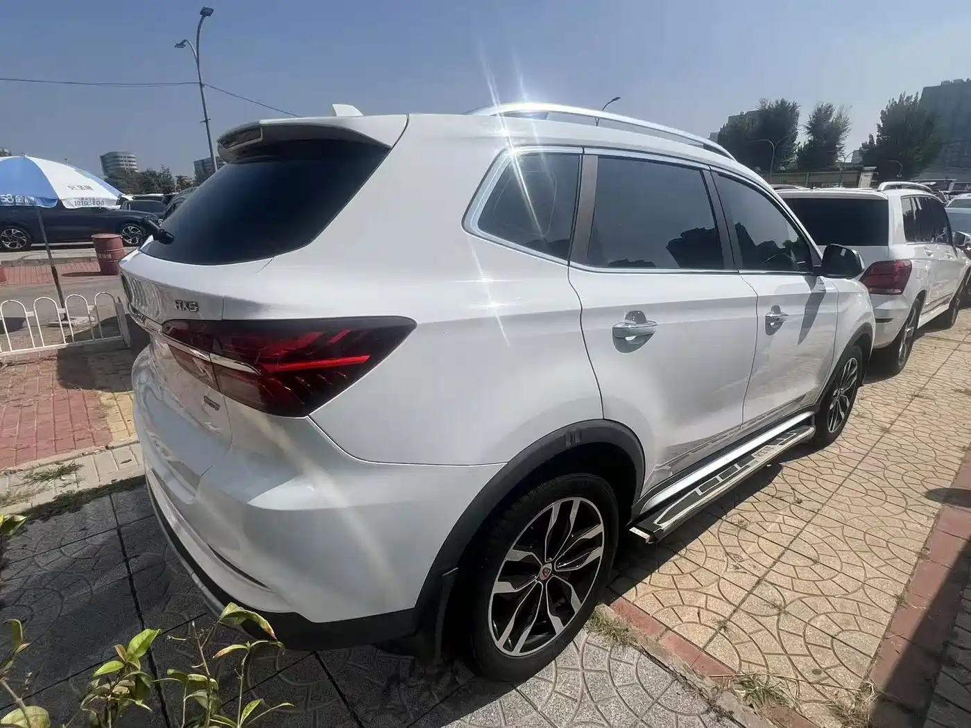 Roewe RX5 2016 2016 30T 4WD Automatic Internet Premium Edition