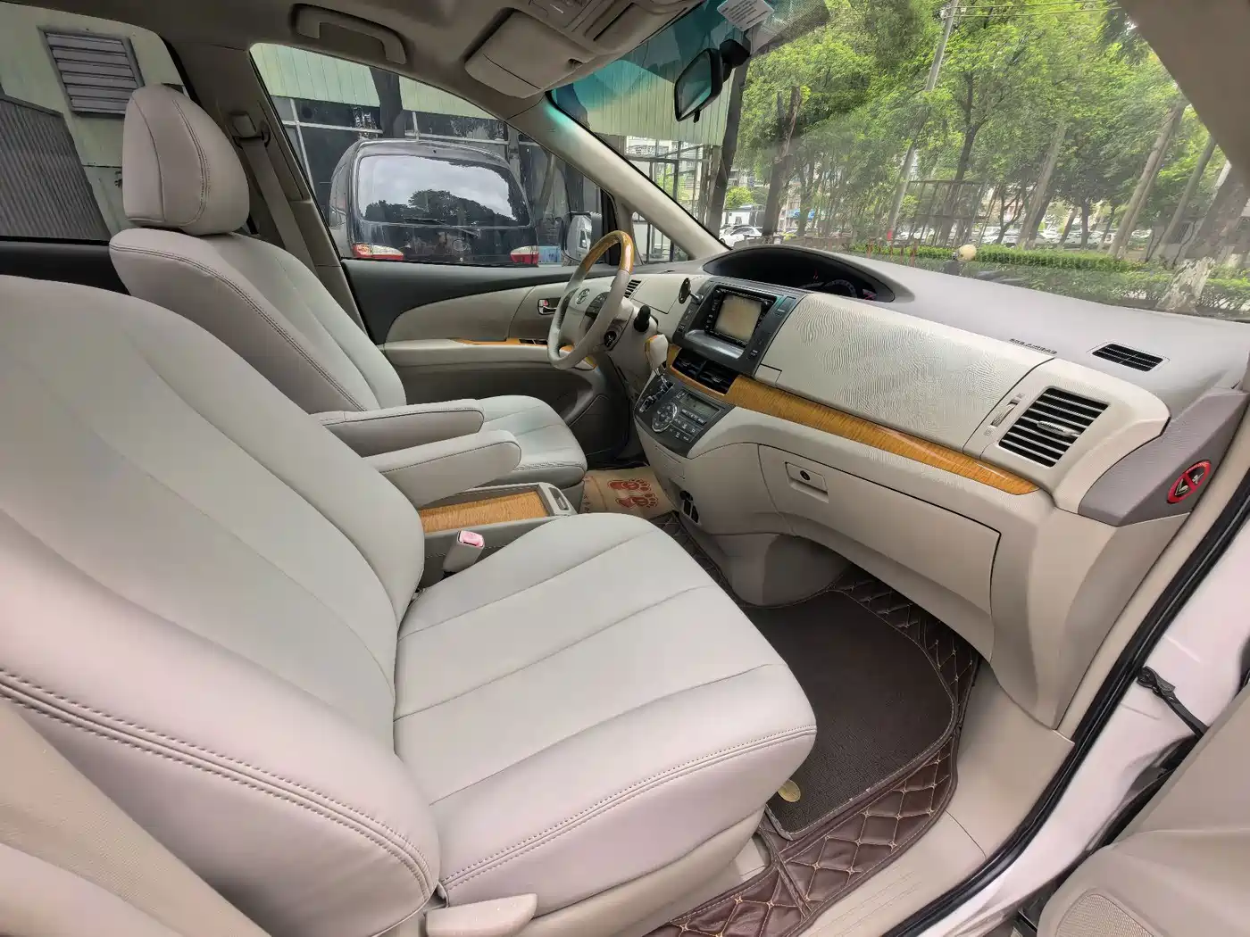 Toyota Previa 2009 2006 Model 2.4L 7-Seater Luxury Edition