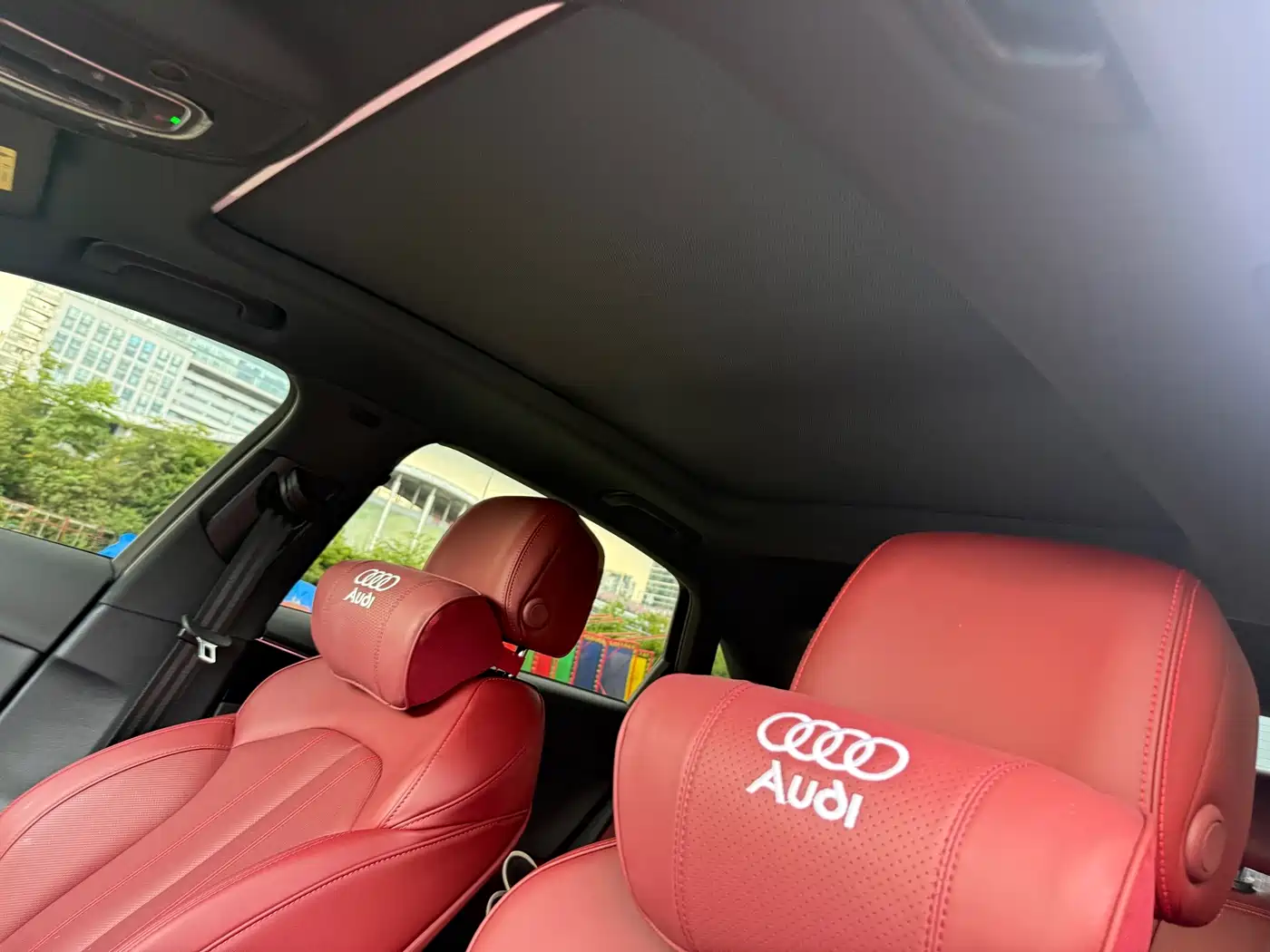 Audi A4L 2026 2025 2 Million Celebration Edition 40 TFSI Luxury Dynamic B&O Starlight Night Edition