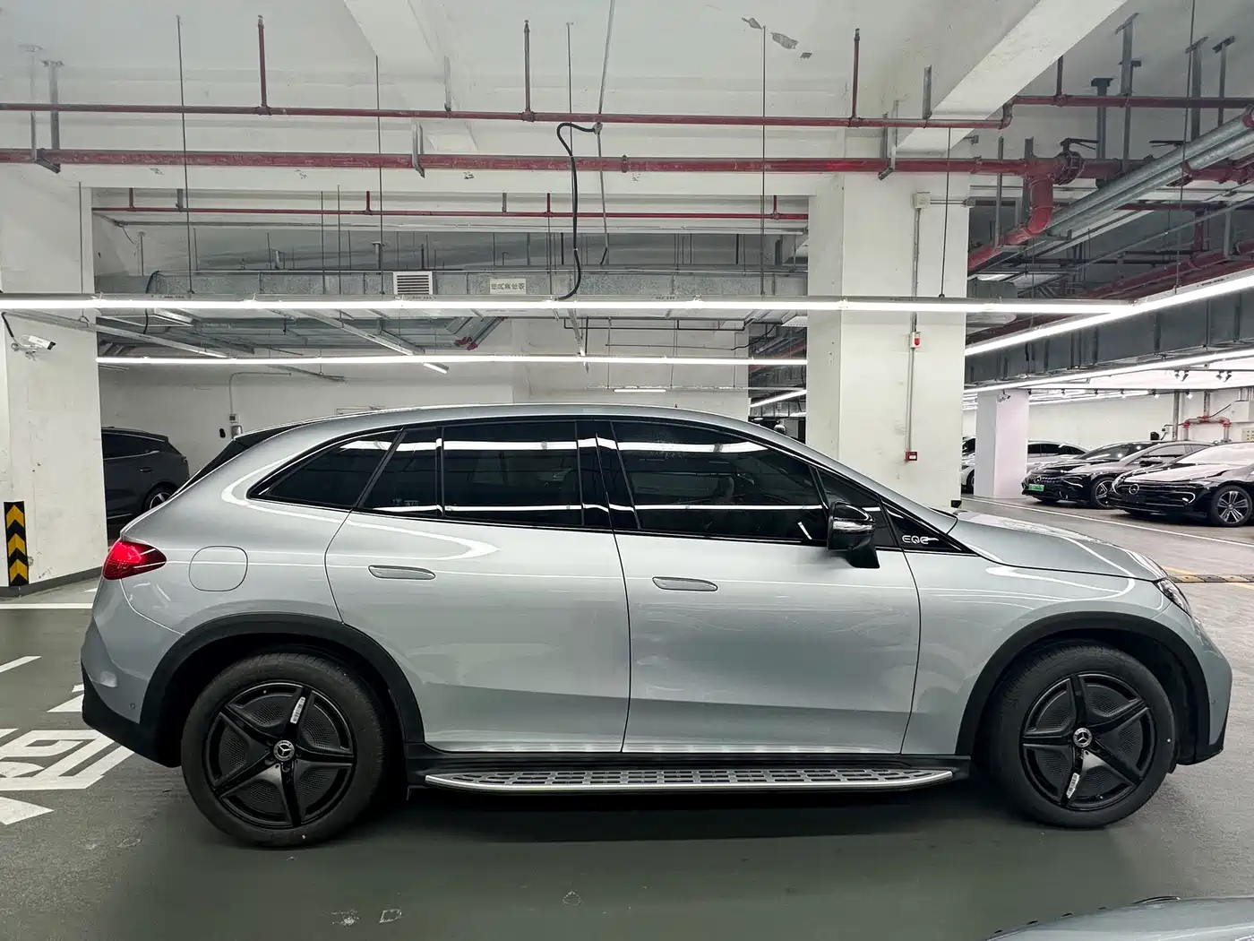Mercedes-Benz EQE SUV 2023 500 4MATIC Special Edition фото 4