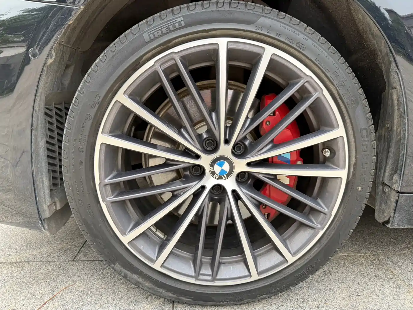 BMW 5 Series 2021 530Li Leading M Sport Package фото 18