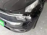 Фото 24 - Lynk & Co 01