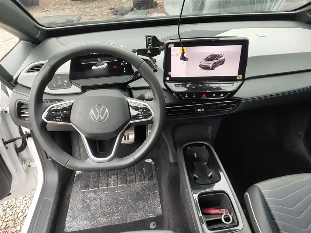 Volkswagen ID.3 2024 Outstanding Edition фото 10