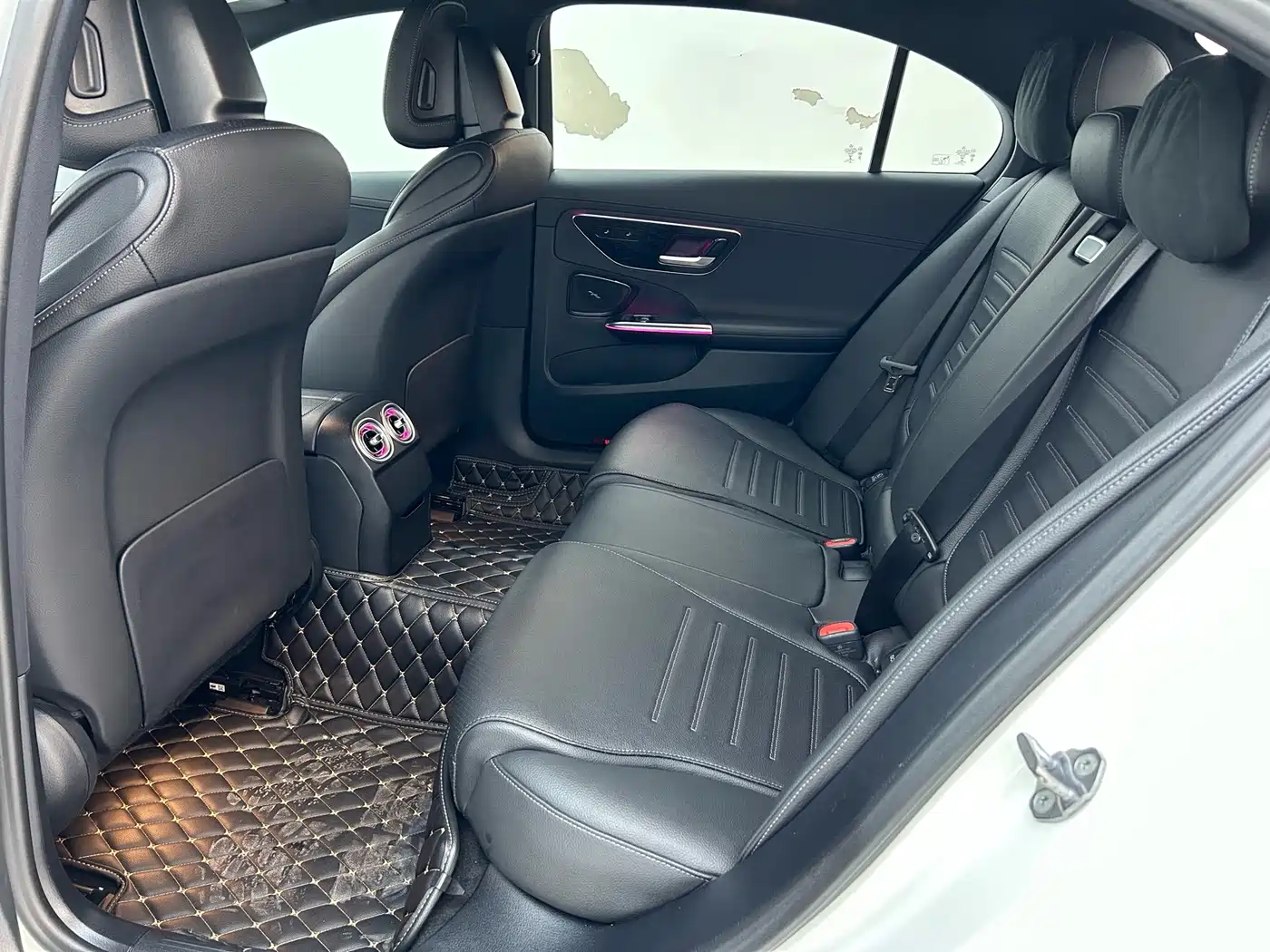 Mercedes-Benz C-Class 2023 C 260 L Sport фото 12