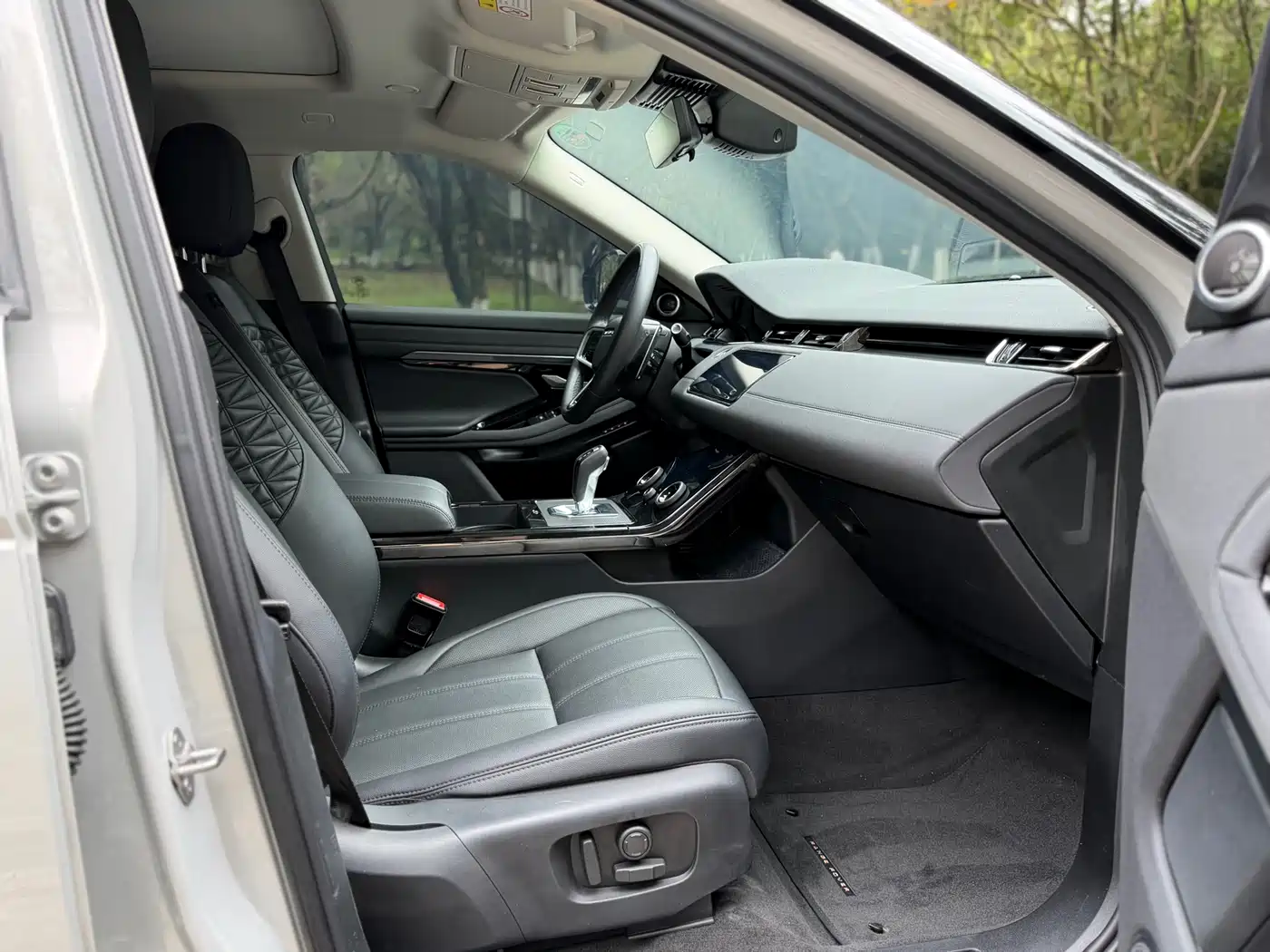 LAND ROVER RANGE ROVER AURORA