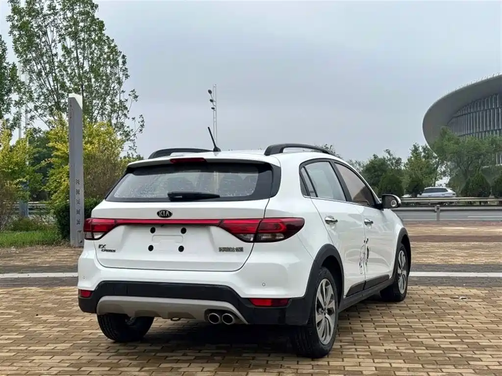 Kia KX CROSS 2017 1.4L AT GLS фото 4
