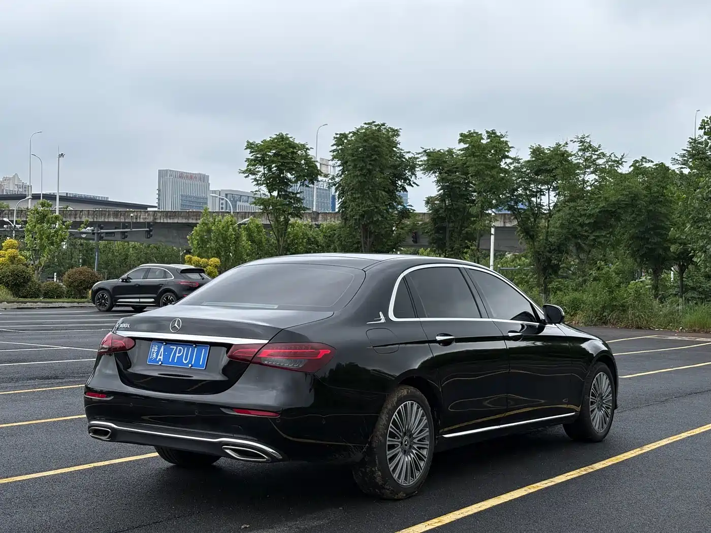 Mercedes-Benz E-Class 2023 Facelift E 300 L Luxury фото 4