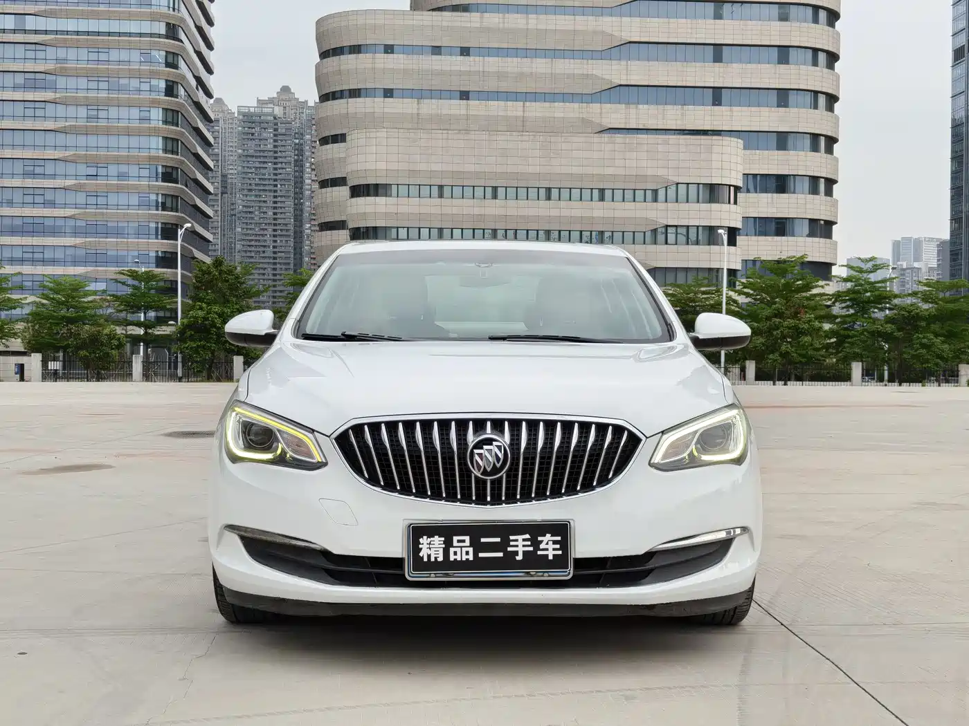 Buick Excelle 2016 15N Automatic Elite фото 2