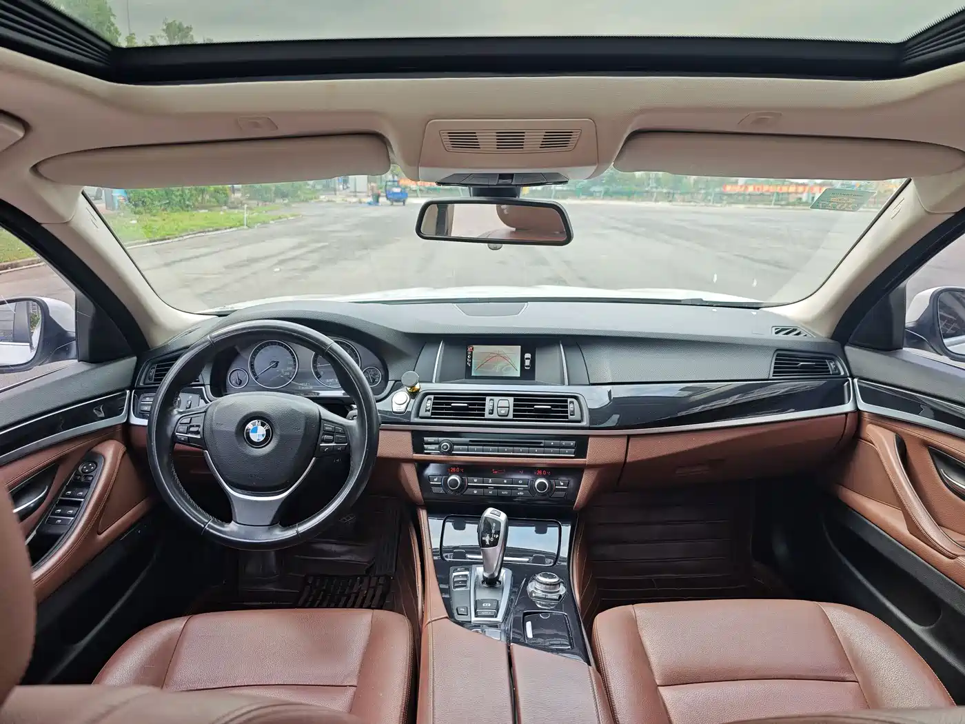 BMW 5 Series 2017 520Li Classic Edition фото 15