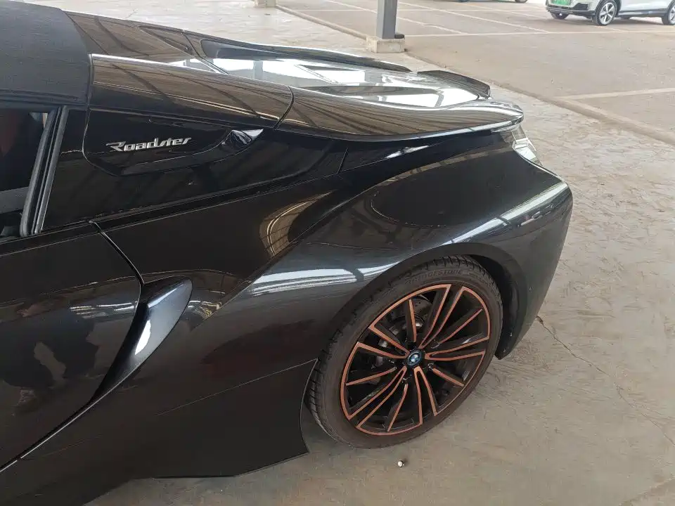 BMW i8 2019 Convertible Sports Car фото 8