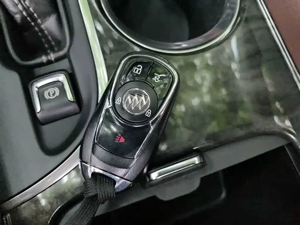 Buick Envision Plus 2015 2014 28T 4WD Luxury