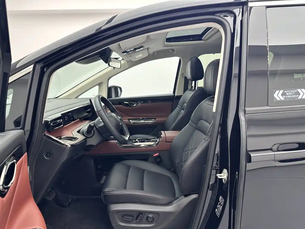 GAC Trumpchi Trumpchi E8 NEV 2026 2024 Model 150km MAX+