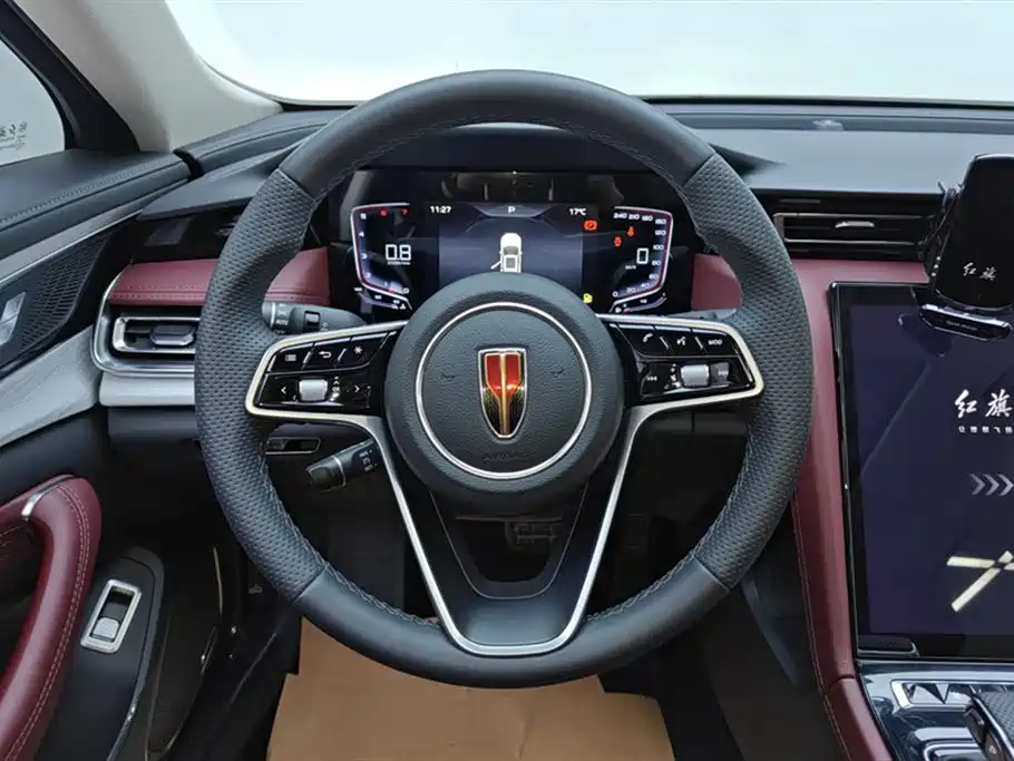 Hongqi H5 2025 1.5T DCT Flag Rhythm 500,000 Units Memorial Edition фото 15