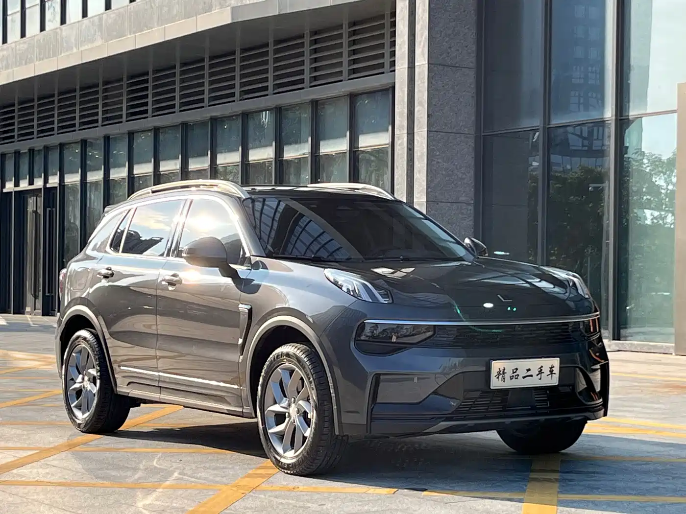 Lynk & Co 01 2023 2.0TD 2WD Asian Games Edition фото 3