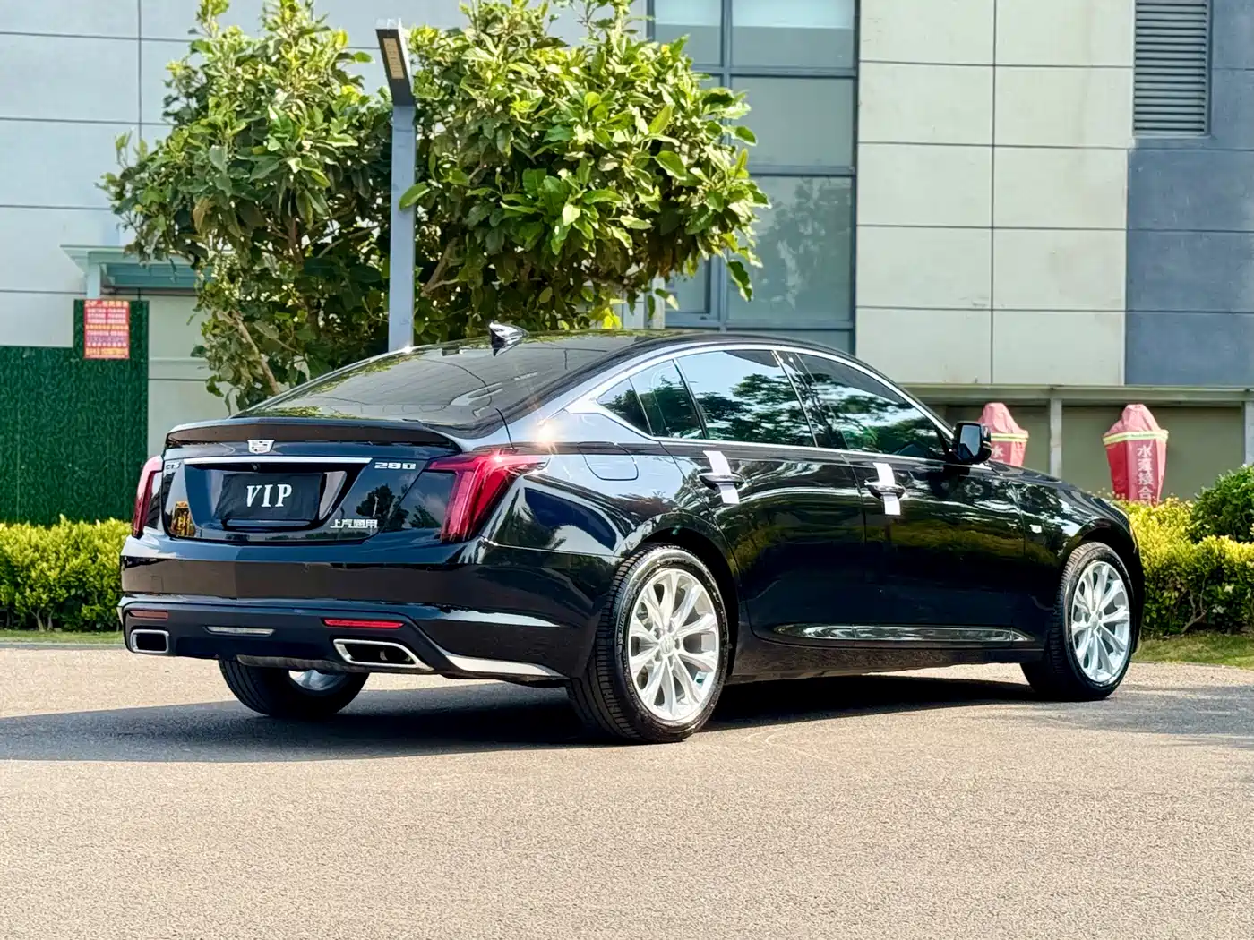 CADILLAC CT5