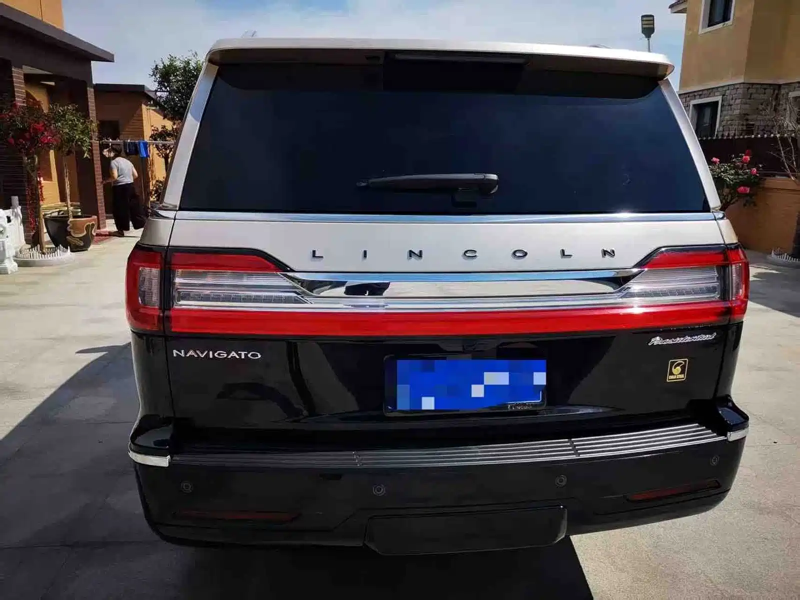 Фото 4 - Lincoln Navigator