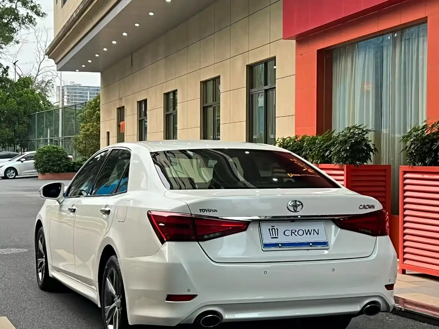 Toyota Crown 2015 2.0T Fashion фото 9