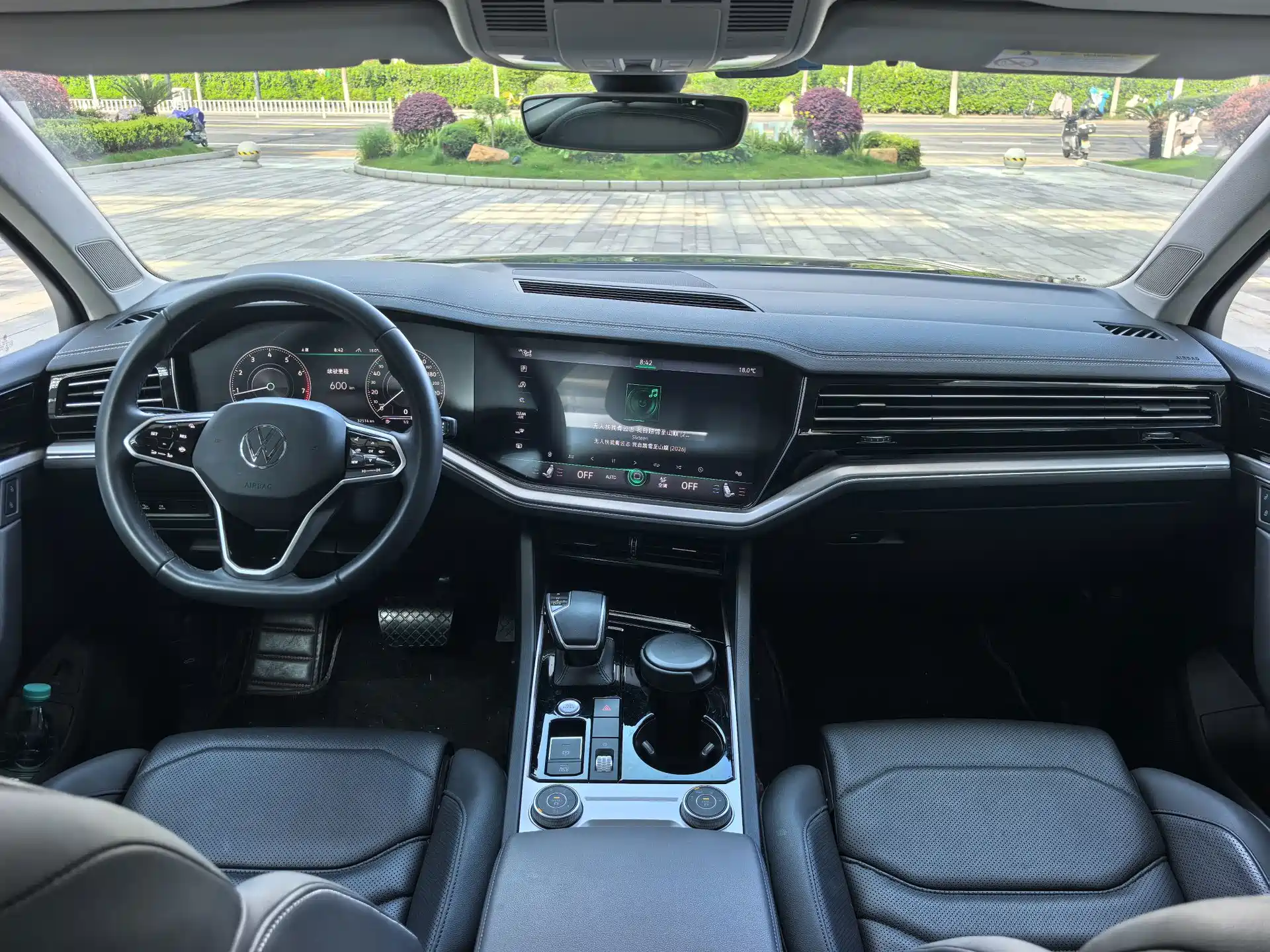 Фото 5 - Volkswagen Touareg