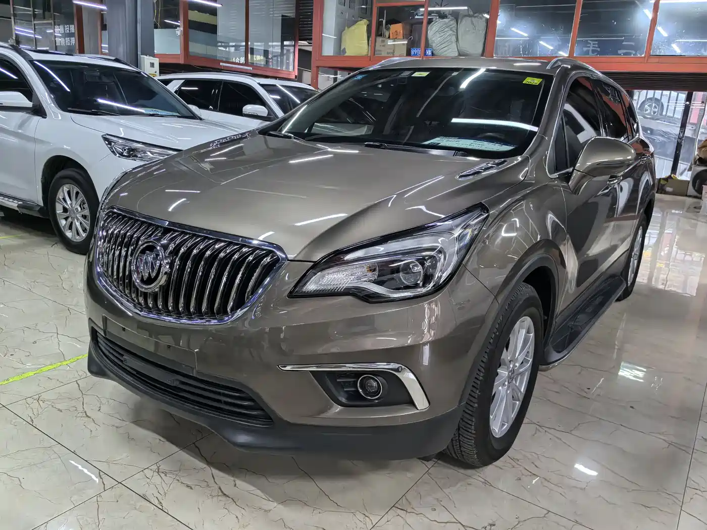 Фото 1 - Buick Envision Plus