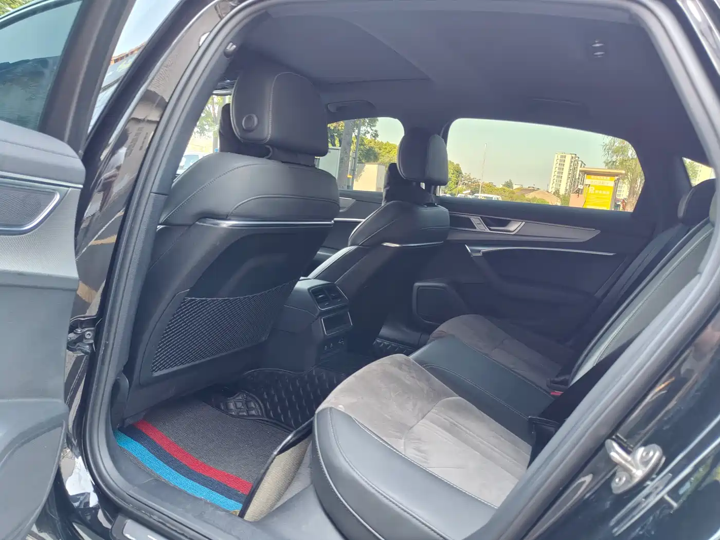 Audi A6L 2023 40 TFSI Luxury Elegance фото 6