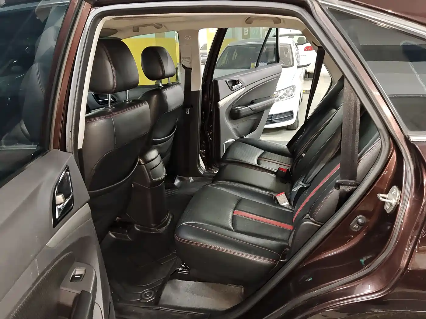 BYD S7 2015 2015 2.0T Automatic Premium