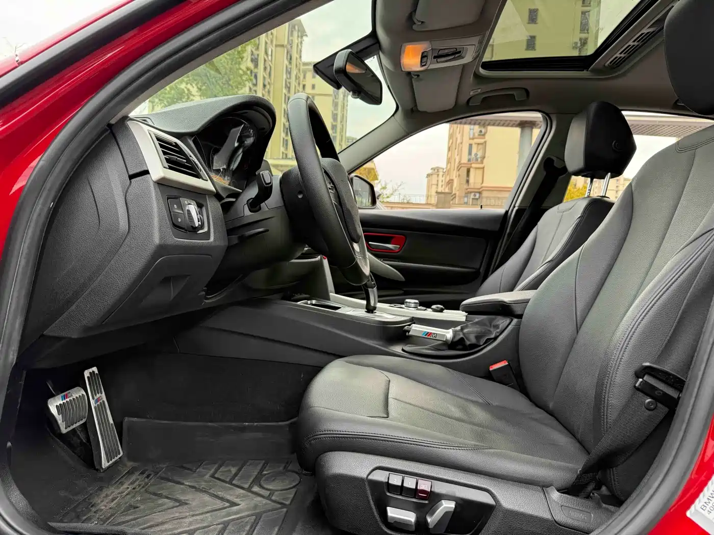 BMW 3 Series 2016 320i Fashion Model фото 5