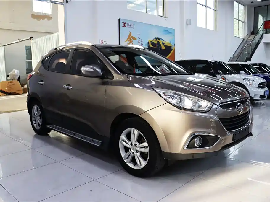 Hyundai Beijing Hyundai ix35 2013 2.0L Automatic 2WD Smart GLS China V фото 3