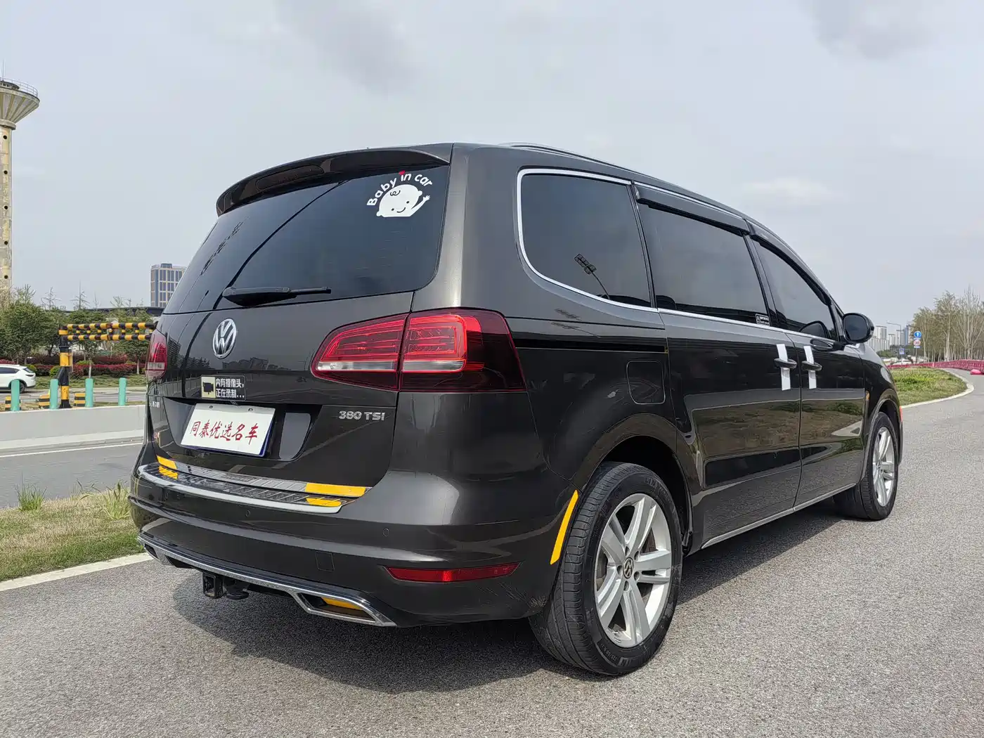 Volkswagen Sharan 2016 380TSI Comfort 7-seater фото 21