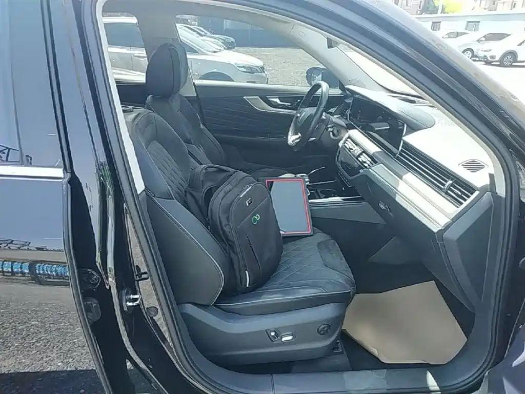 Hongqi HS5 2019 2.0T Smart Connect Enjoy Edition фото 25