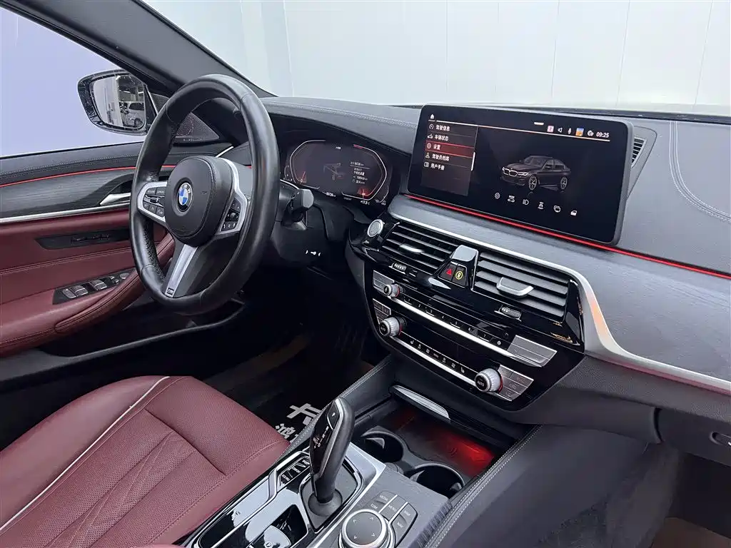 BMW 5 Series 2022 Facelift 530Li Leading M Sport Package фото 22