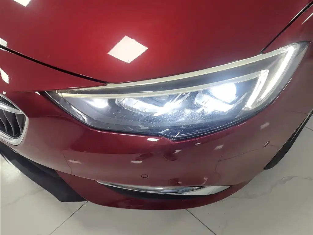 Buick Regal 2017 20T Luxury Model фото 18
