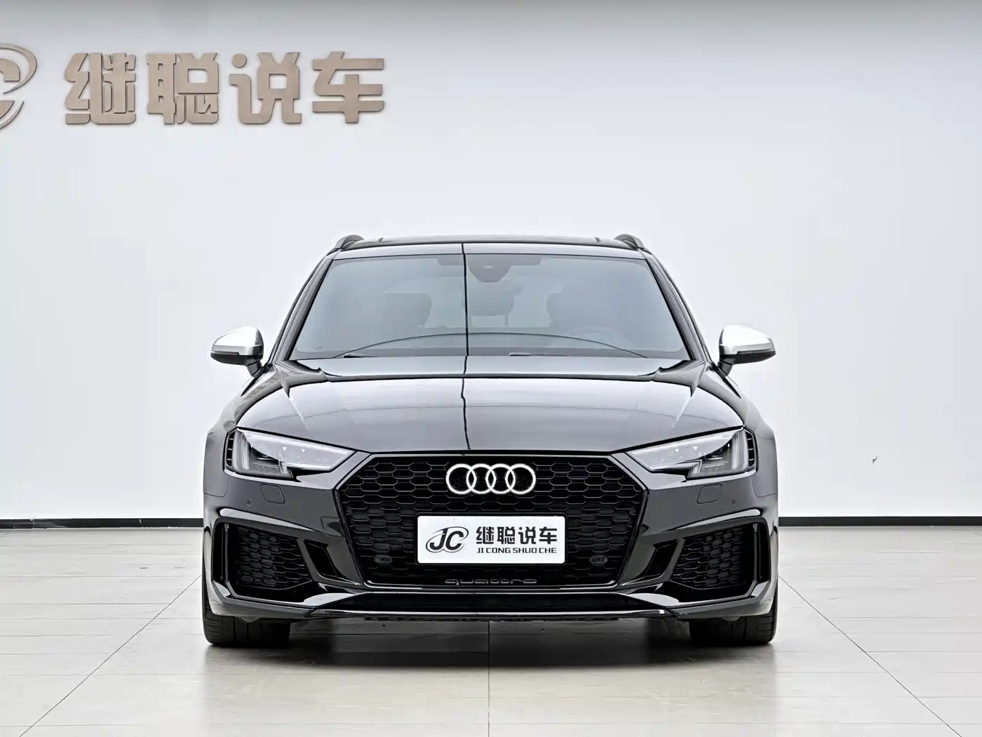 Audi RS 4 2019 RS 4 2.9T Avant фото 3