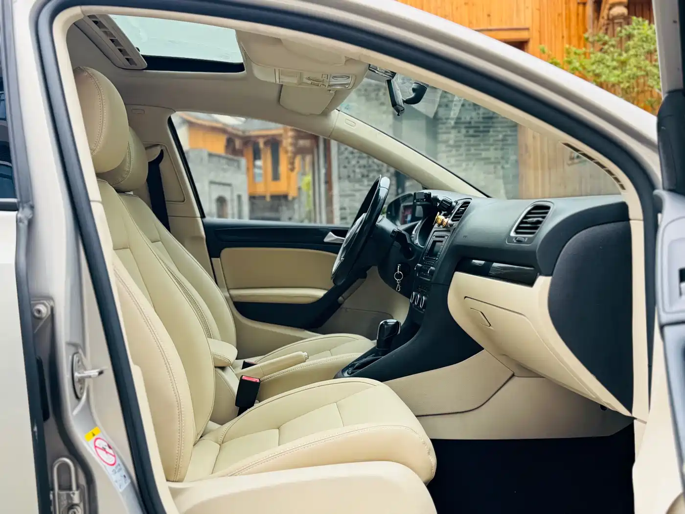 Volkswagen Golf 2012 1.6 Automatic Comfort Type фото 13